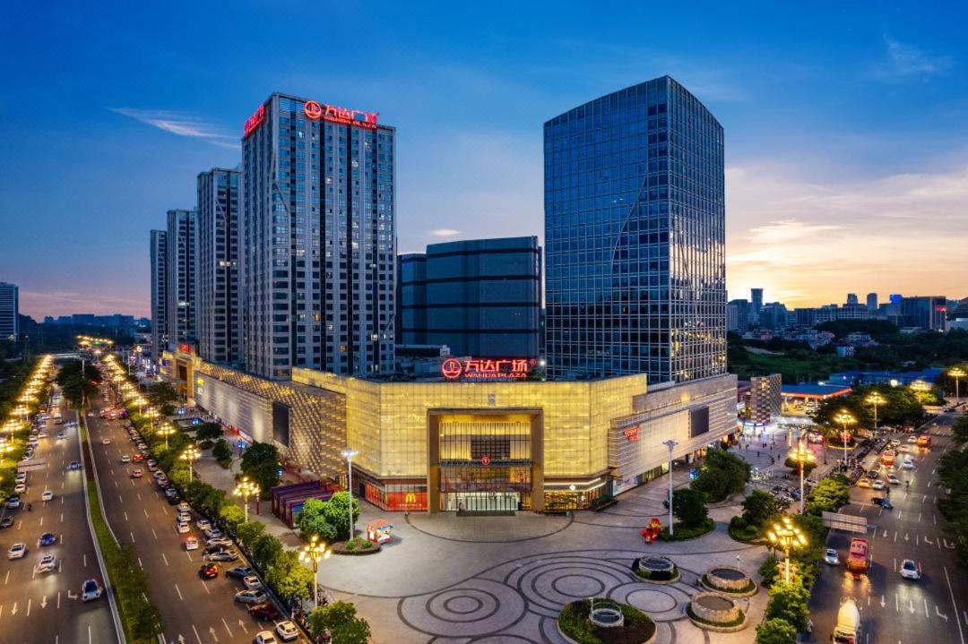 Livetour Hotel Luogang Wanda Plaza Suyuan Metro Kuangcsou Kültér fotó
